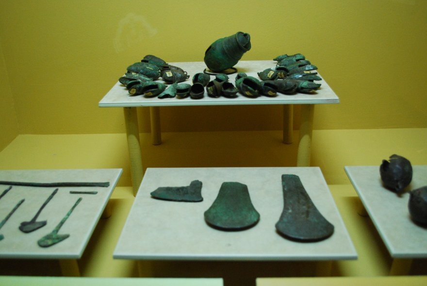 Picture of: Metallurgy in pre-Columbian Mesoamerica – Wikipedia